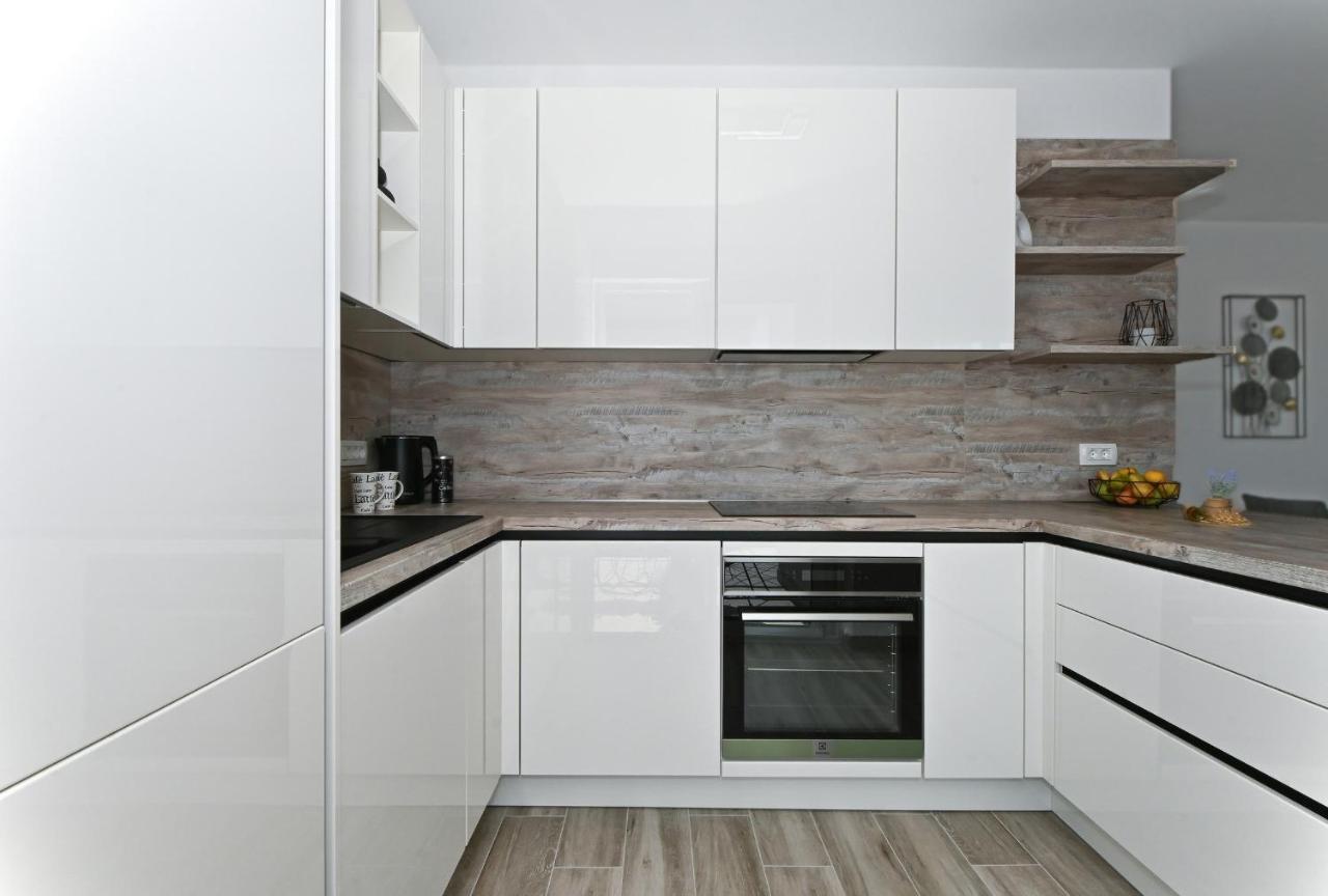 Luxury Apartment White Crystal Kaštela Zewnętrze zdjęcie