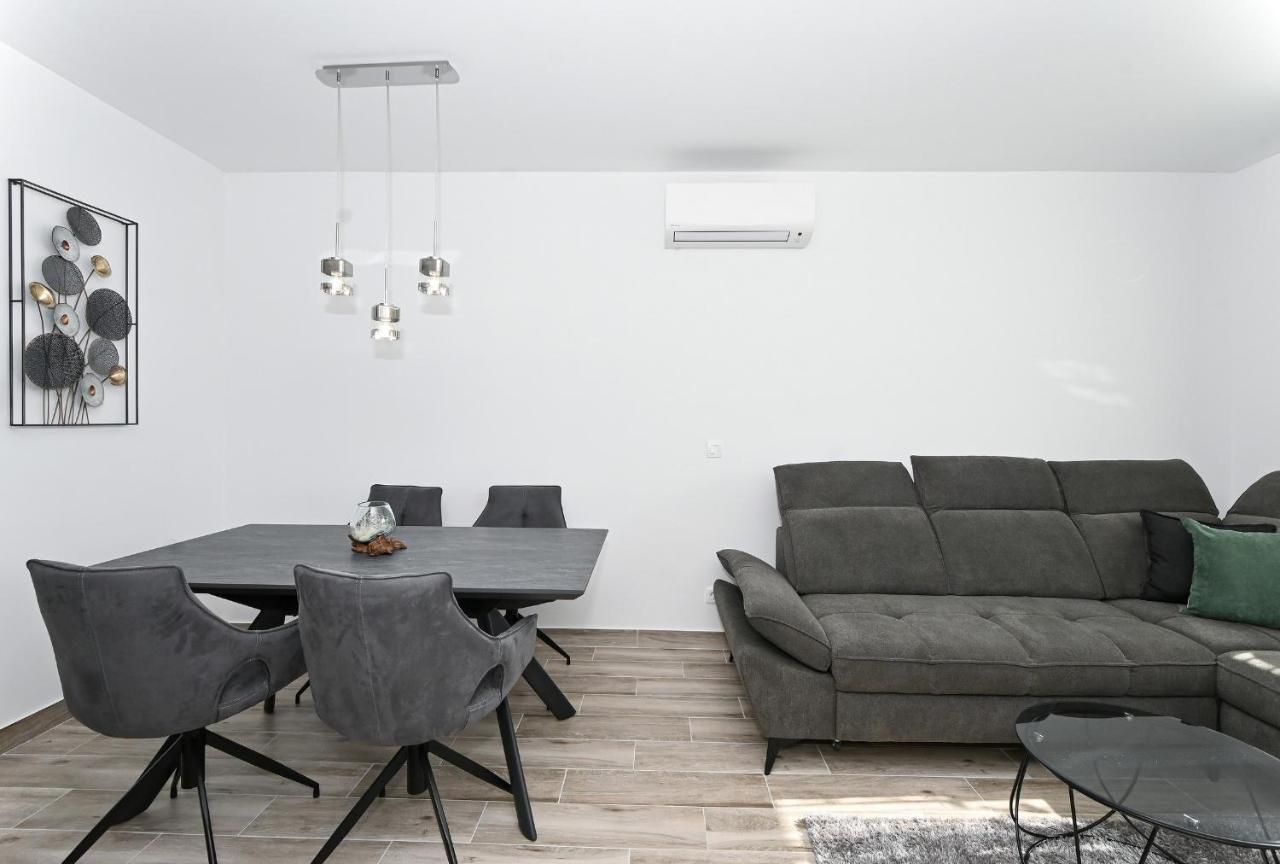 Luxury Apartment White Crystal Kaštela Zewnętrze zdjęcie