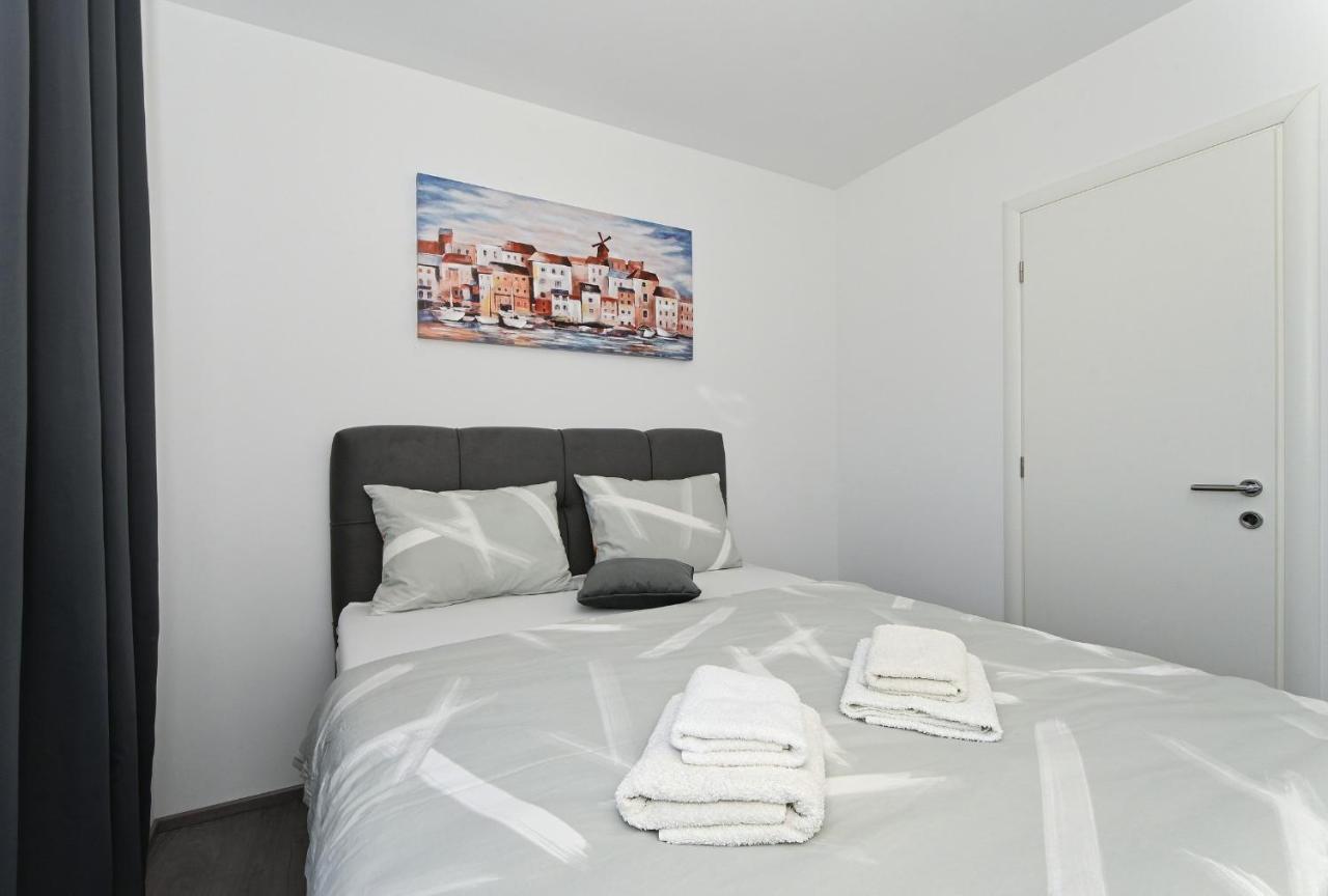 Luxury Apartment White Crystal Kaštela Zewnętrze zdjęcie